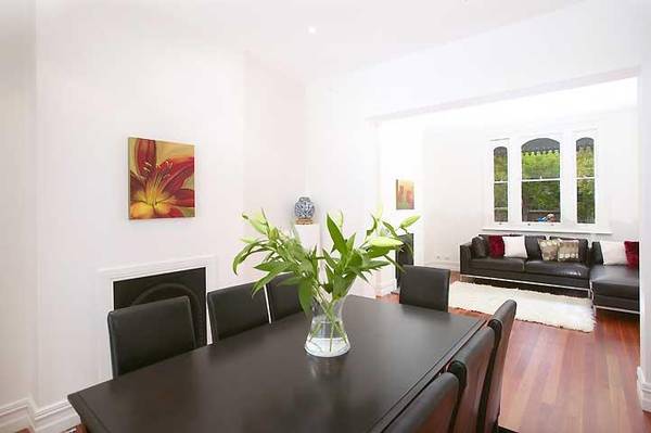 PRIVATE, LUXURIOUS OASIS IN THE HEART OF PADDINGTON Picture 2