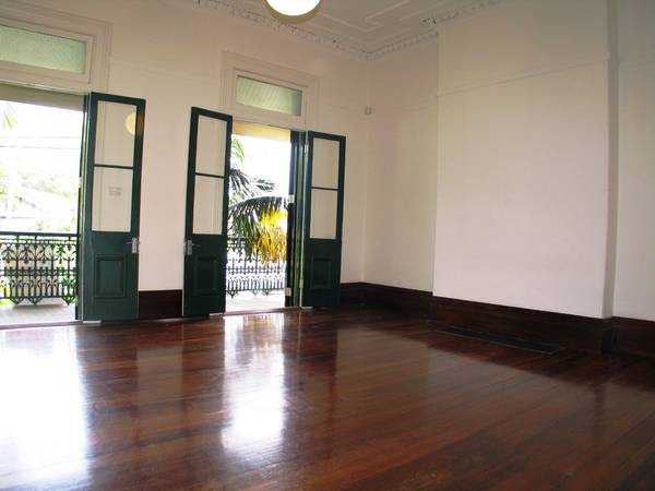 LEASED BY MICHAEL MURRAY!!!!! Picture 1