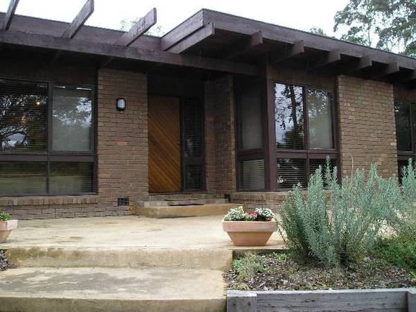 Available Immediately Picture 1