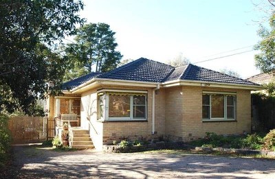 A RARE FIND - 1600sqm Picture A RARE FIND - 1600sqm Picture