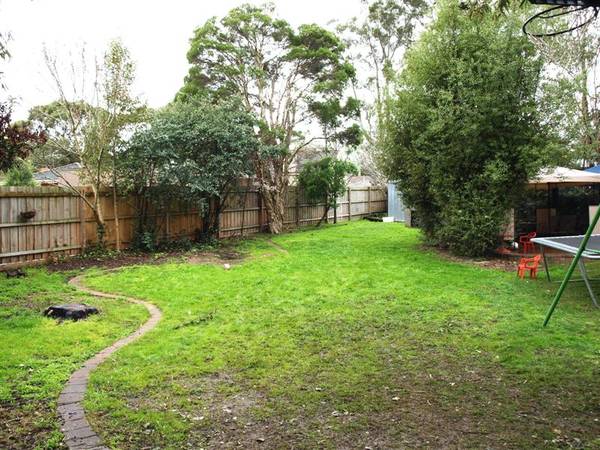 RARE CORNER OPPORTUNITY! Picture 3