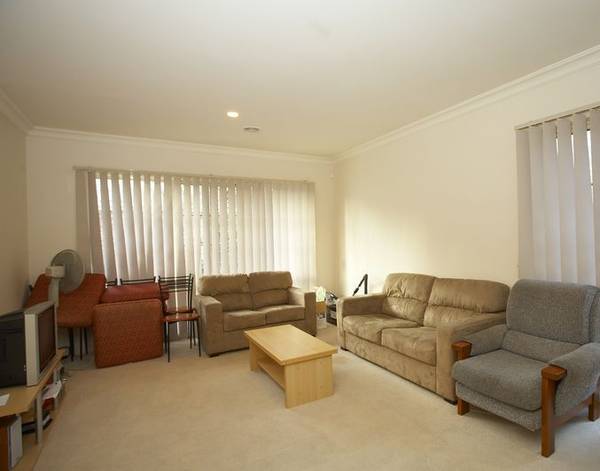 ROOM TO MOVE Picture 3