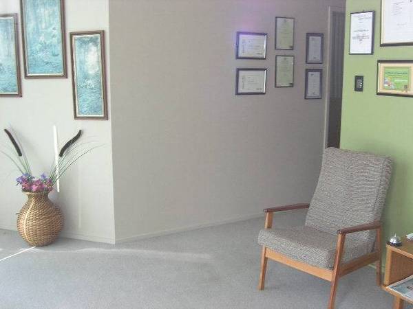 MODERN AND BRIGHT1 Picture 3