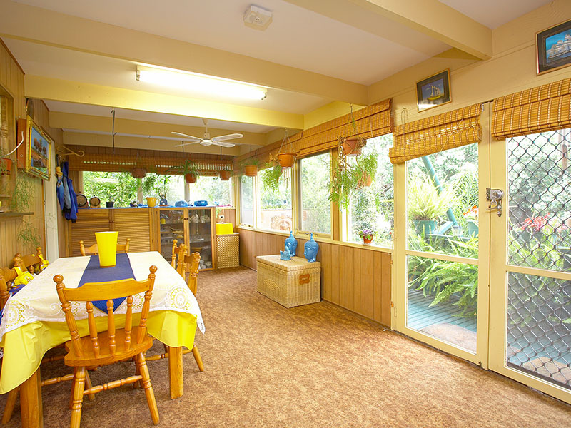 PRIVACY GUARANTEED Picture 2