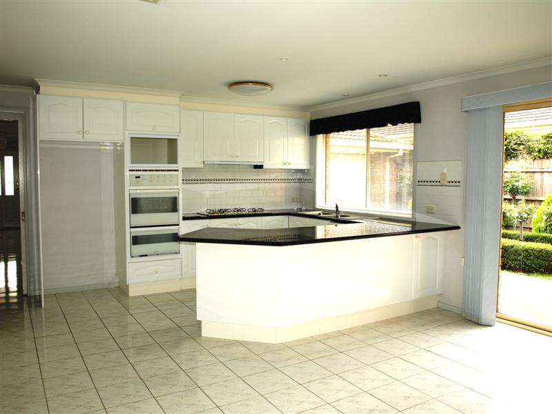 SIZE & LOCATION Picture 2