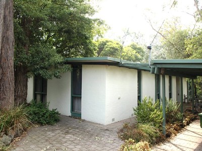 BARGAIN IN TINTERN POCKET Picture