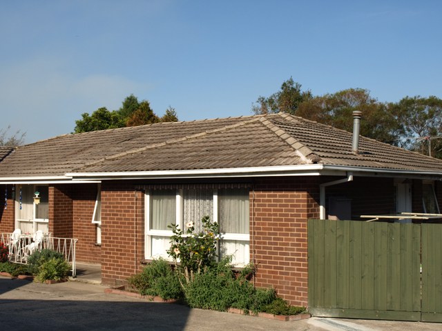 FANTASTIC VALUE! Picture 3