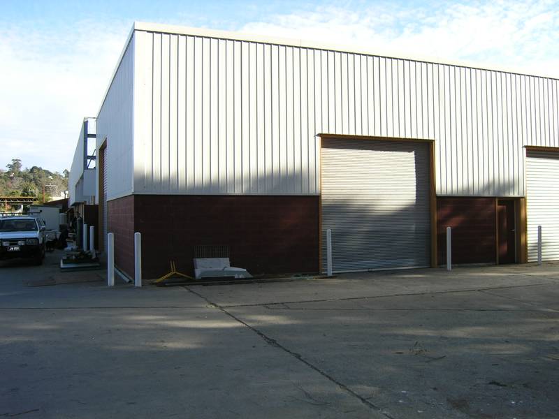 CHEAP AND CLEAN!! Picture 1