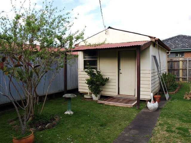 CENTRAL LOCATION - DEVELOPMENT OPPORTUNITY (STCA) Picture 3