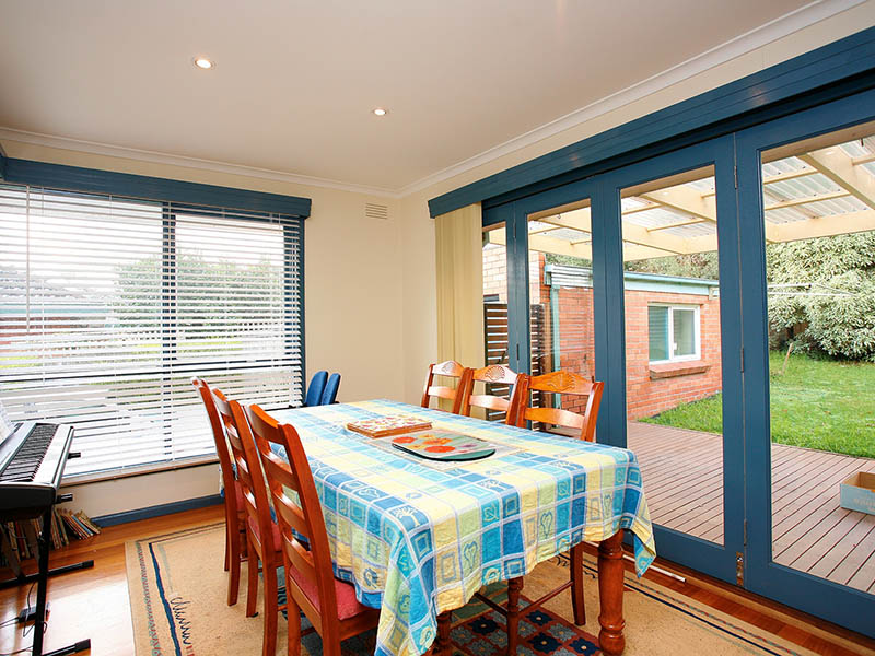 FANTASTIC FAMILY VALUE! Picture 3