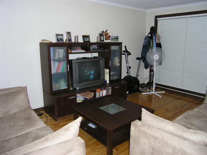 PRICED TO SELL!! Picture 2