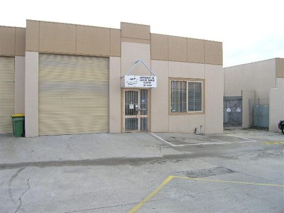 CHEAP FACTORY FOR SALE! OWNER WANTS IT SOLD! Picture