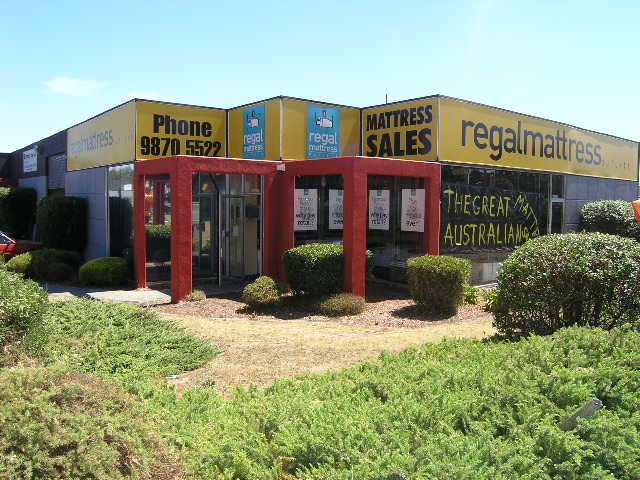 SHOWROOM ON MAROONDAH HIGHWAY! Picture 1