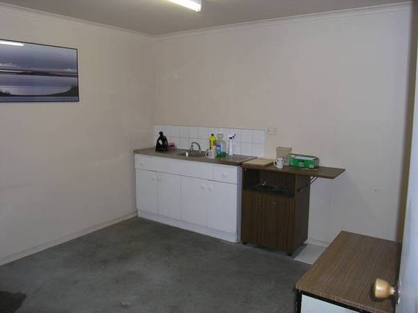 RARE OPPORTUNITY! Picture 3