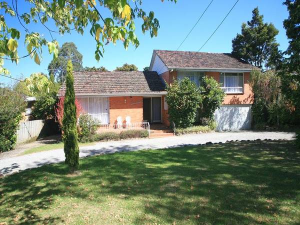 "TALINGA" - Original 1 Owner Home Picture 1