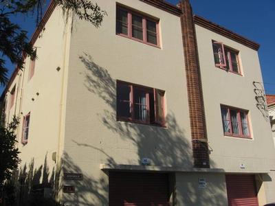 Close to Station & Shops Picture