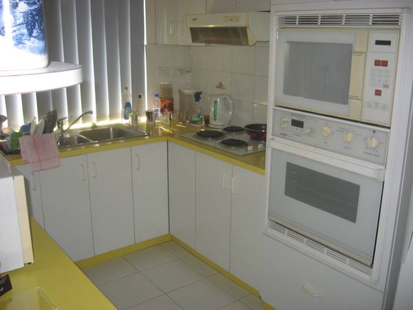 Spacious 3 bedroom unit Picture 3