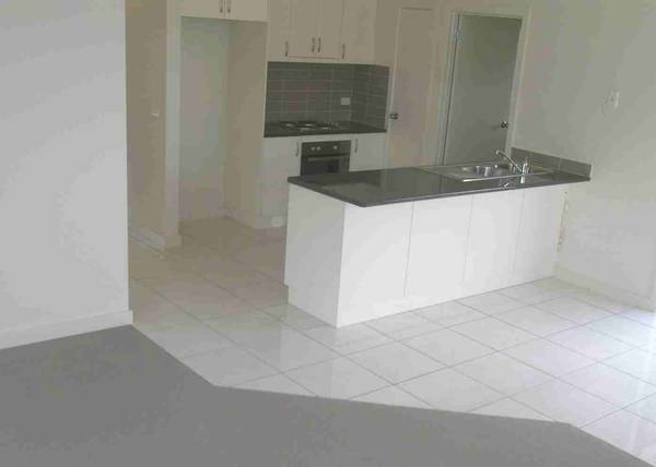 WONDERFULLY AFFORDABLE BRAND NEW QUALITY TOWNHOUSES - STOP RENTING & BUY TODAY WITH NO DEPOSIT Picture 3