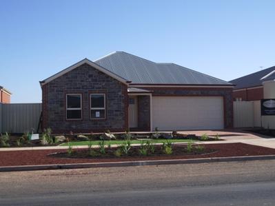 DUNNING QUALITY TOWNHOUSES Picture DUNNING QUALITY TOWNHOUSES Picture