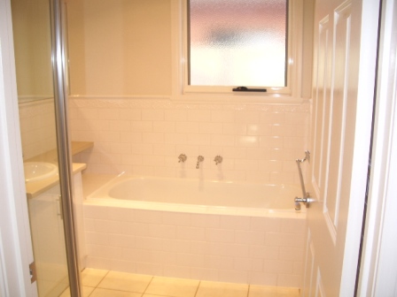 DUNNING QUALITY TOWNHOUSES Picture 3