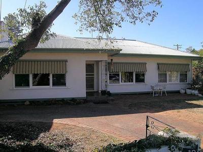 FAMILY FAVOURITE Picture