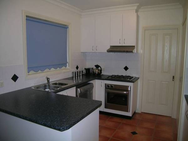 TOWNHOUSE WITH APPEAL Picture