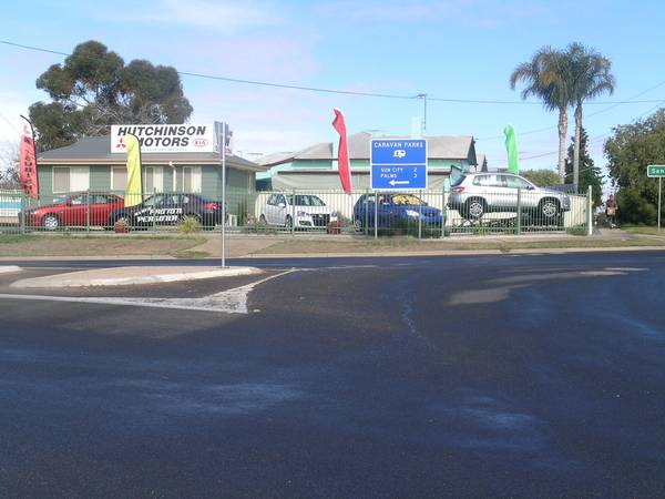 EXCELLENT EXPOSURE AND LOCATION Picture EXCELLENT EXPOSURE AND LOCATION Picture