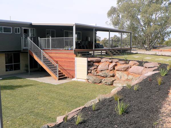 RIVER FRONTAGE PARADISE Picture