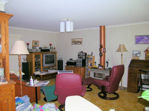 CONVENIENT RED CLIFFS FAMILY HOME Picture