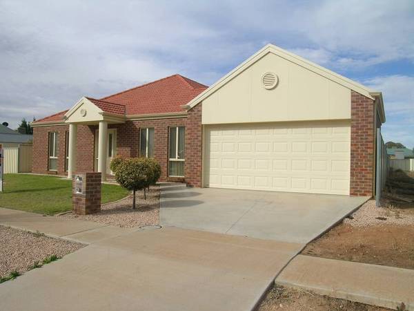 QUALITY AS NEW HOME Picture