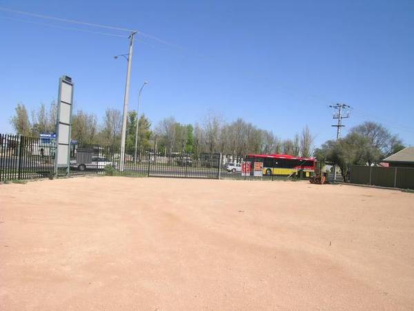 ABSOLUTE PRIME LOCATION Picture 1