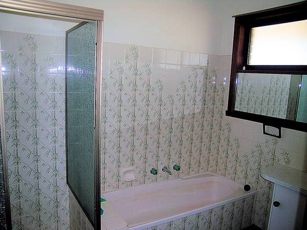 SIZE & SPACE Picture