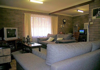 ROCK SOLID 3 BEDDER Picture