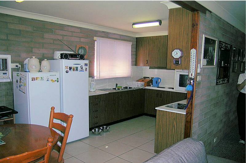 ROCK SOLID 3 BEDDER Picture 2