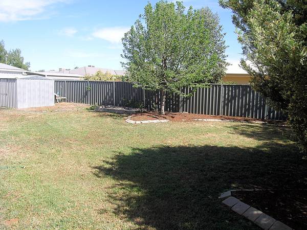 MOVE IN AND RELAX Picture 2