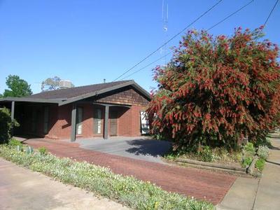 PRIVATE & SECURE IN A QUIET LOCATION Picture