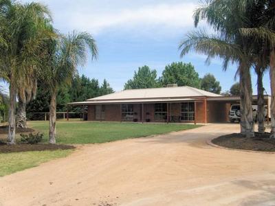 SECLUDED RURAL RETREAT Picture