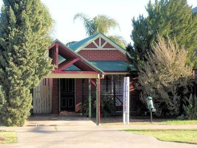 LOW MAINTENANCE INVESTMENT Picture