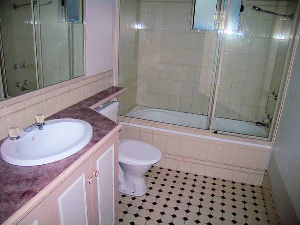 LOW MAINTENANCE INVESTMENT Picture 3