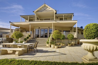 JEWEL OF THE MURRAY Picture