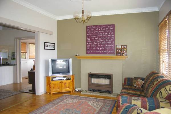 CHARMING LITTLE GEM Picture CHARMING LITTLE GEM Picture