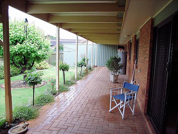 LOCATION WITH VALUE Picture 2