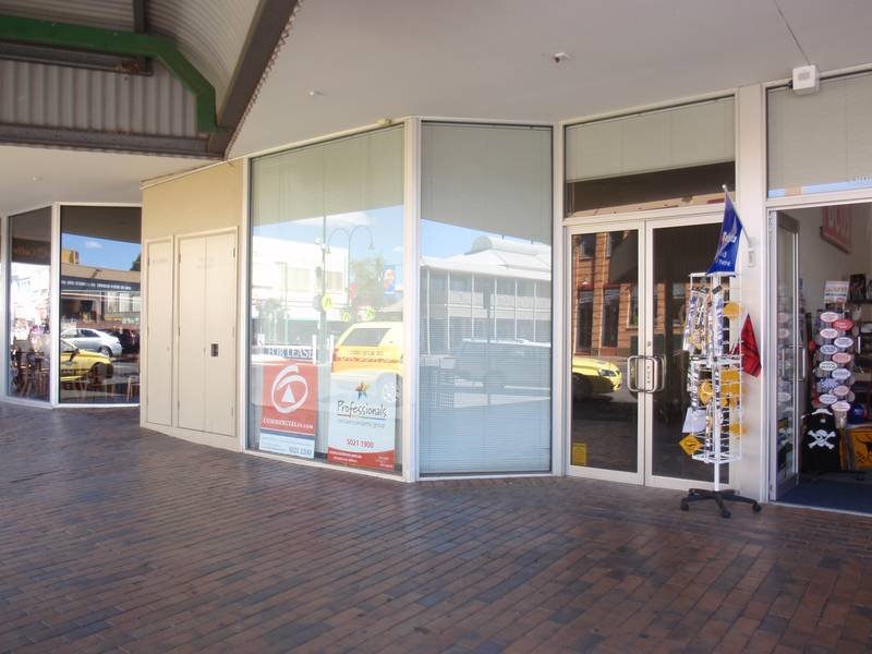 MAJOR EXPOSURE ON EIGHTH Picture 1