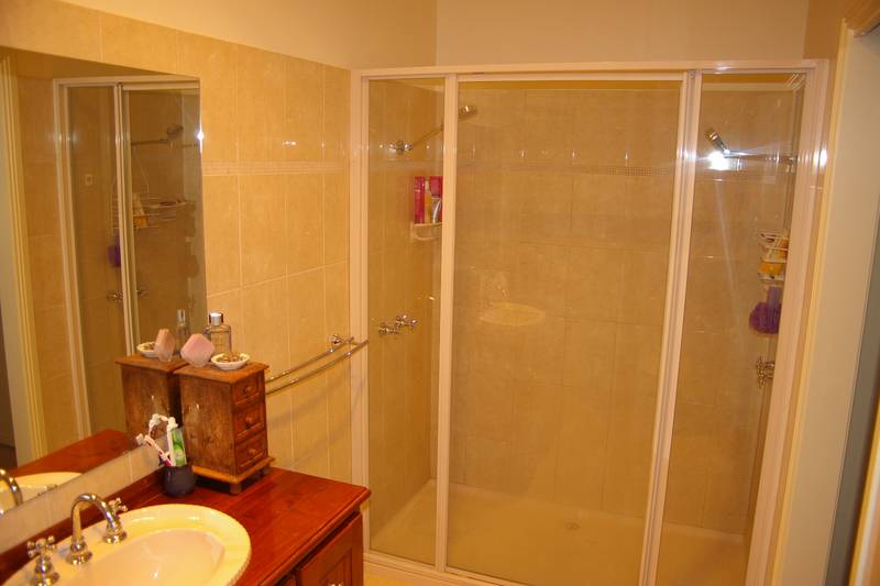 BLUE CHIP LOCATION Picture 3