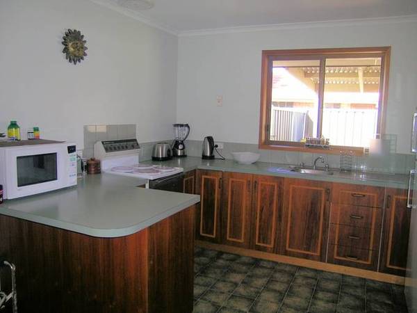 IDEAL STARTER OR INVESTOR Picture