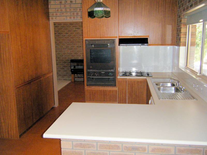 RARE AS HEN'S TEETH! Picture 2