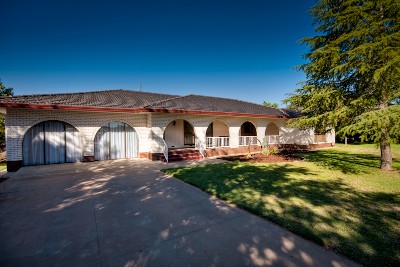 SIZE & SPACE Picture