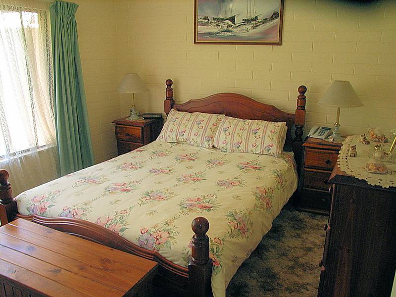 COOL DOWN, REFRESHING HOME Picture 3