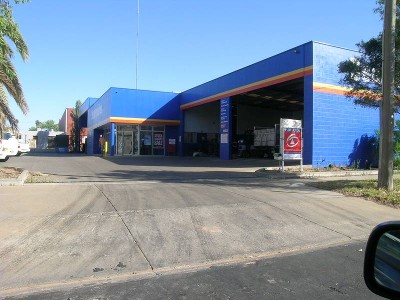 INDUSTRIAL SHED Picture