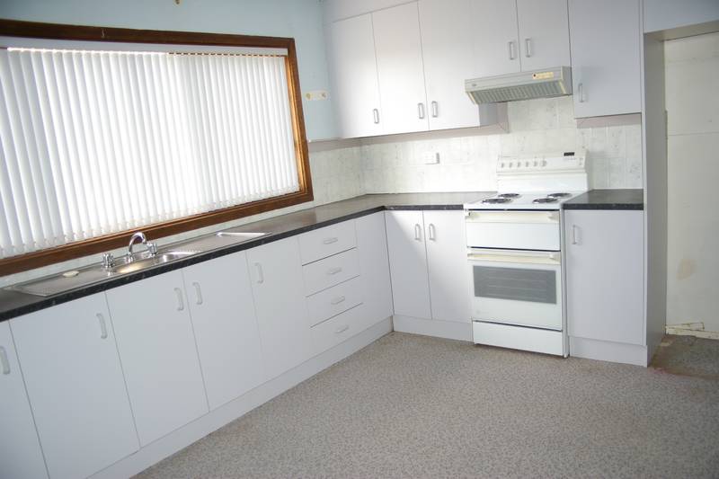 PEACE N' QUIET OUT OF TOWN Picture 2